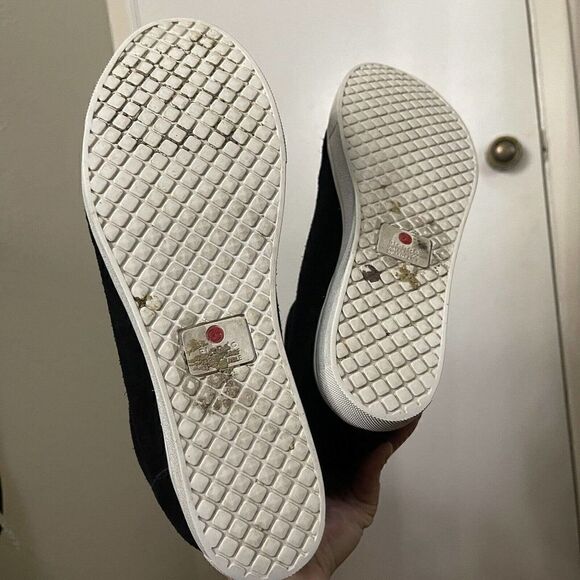 Blondo Glenda wedge black suede waterproof sneaker boots size US 8M - Picture 7 of 11